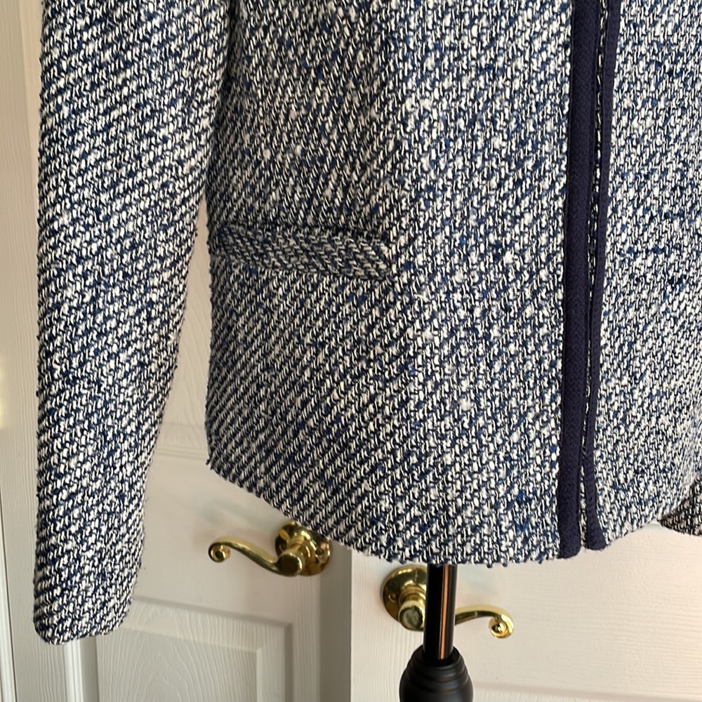 Talbots jacket - Picture 3 of 9
